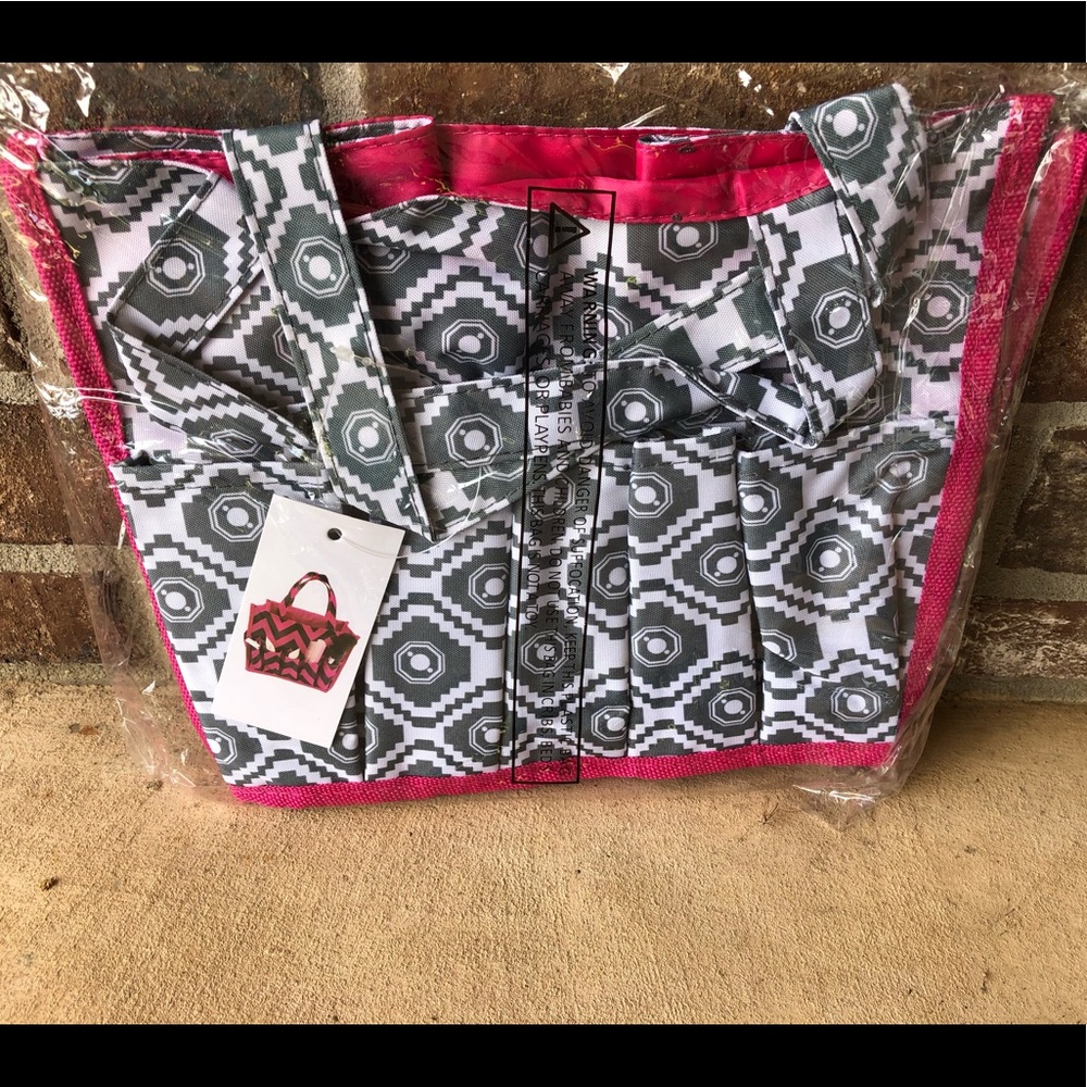 Makeup, cosmetics, or hair products bag/organizer